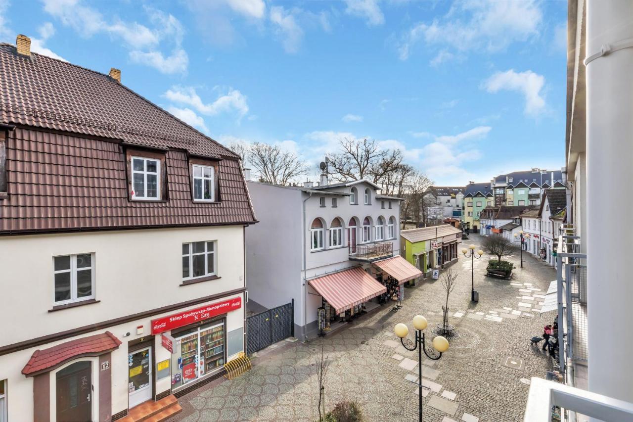 Apartament Na Deptaku Z Parkingiem I Klimatyzacja By Renters Apartment Miedzyzdroje Exterior foto