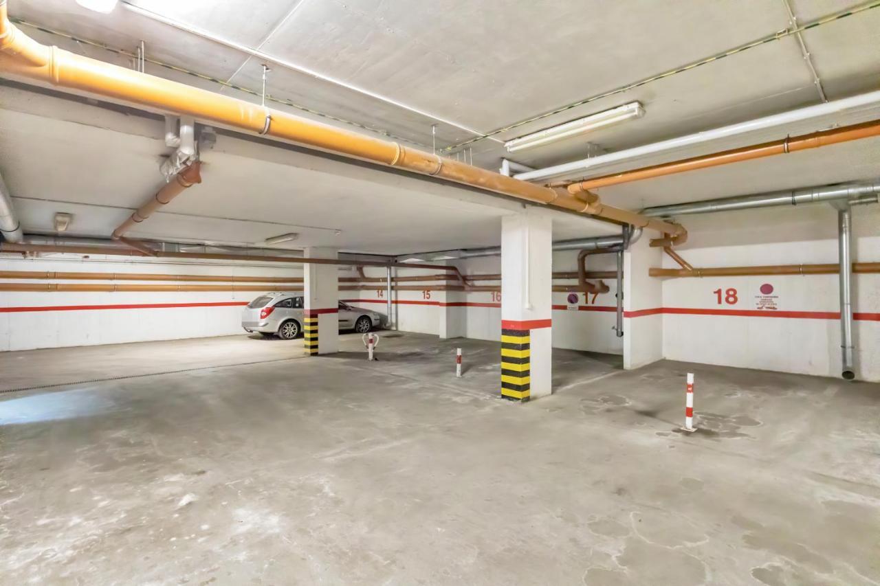 Apartament Na Deptaku Z Parkingiem I Klimatyzacja By Renters Apartment Miedzyzdroje Exterior foto